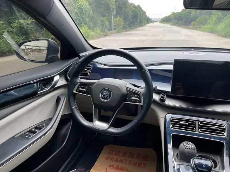 Qin PLUS DM 2021 DM-i 120KM Premium Edition — миниатюра 10