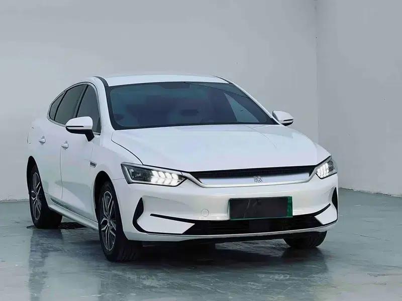 Qin PLUS EV 2024 Glory Edition 420KM Leading Model — миниатюра 3