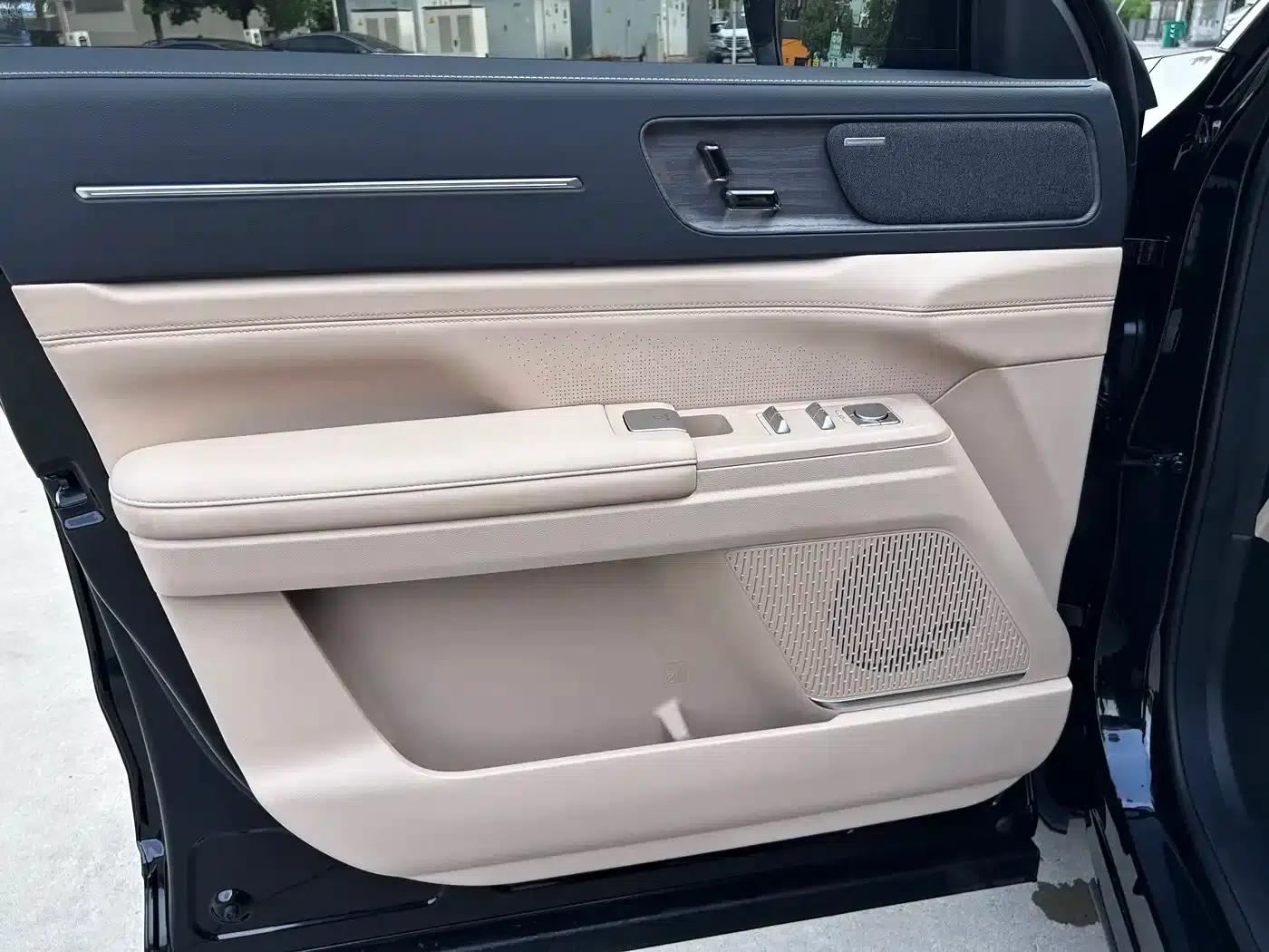 Jetour Mountain & Sea L7 PLUS 2026 Model 220km Flagship Edition 7-Seater — миниатюра 16
