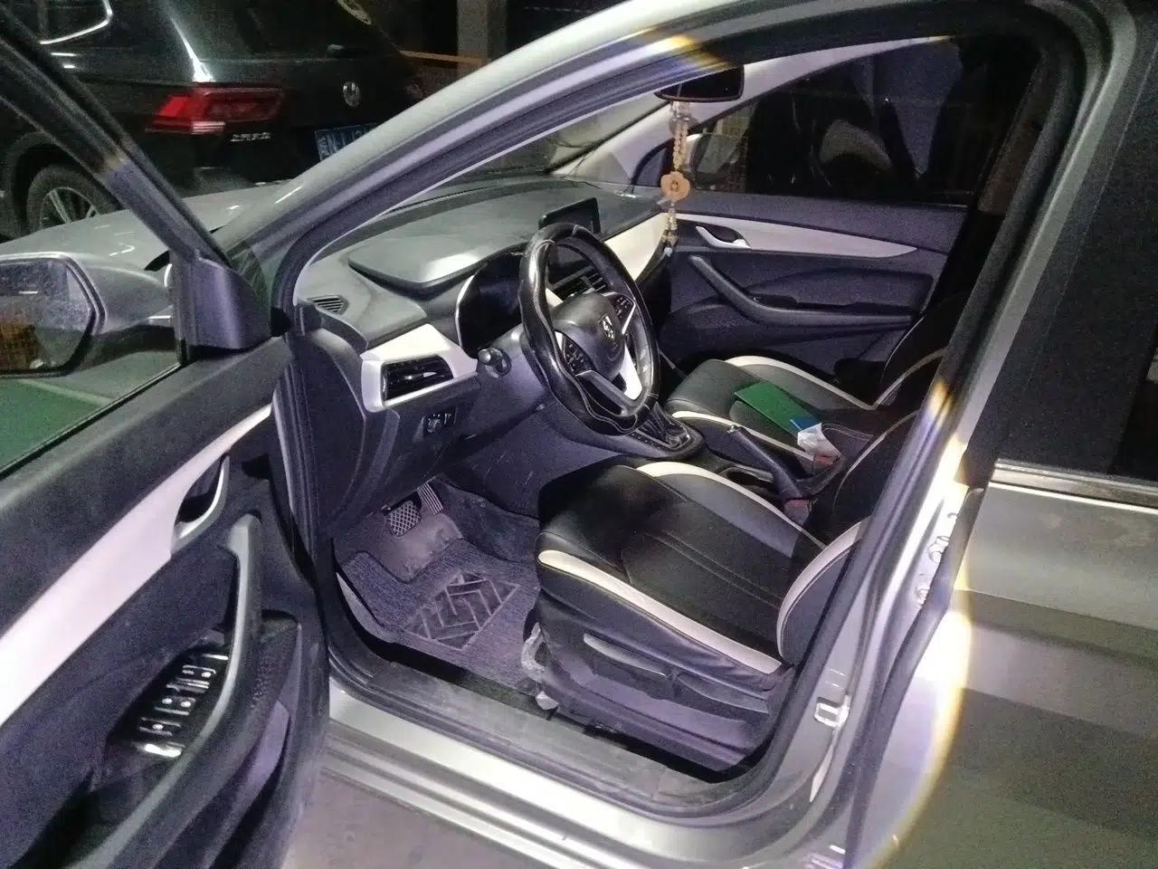 Baojun 360 2019 1.5L CVT Elite Version China VI — миниатюра 16