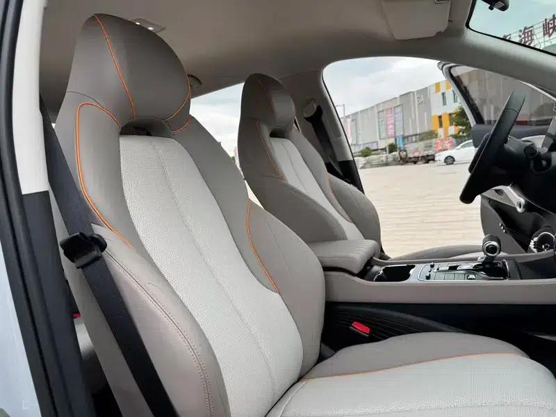 Yuan PLUS 2024 Glory Edition 430KM Leading Model — миниатюра 24