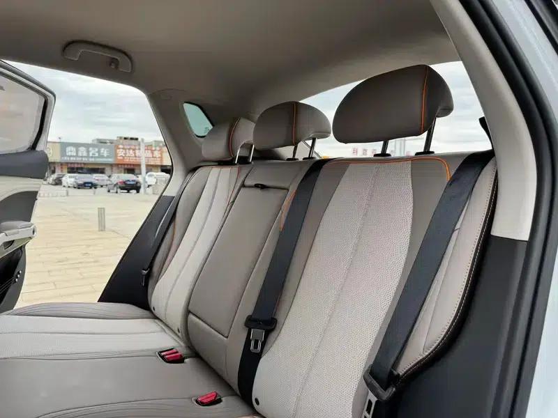 Yuan PLUS 2024 Glory Edition 430KM Leading Model — миниатюра 26