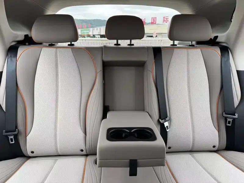 Yuan PLUS 2024 Glory Edition 430KM Leading Model — миниатюра 27
