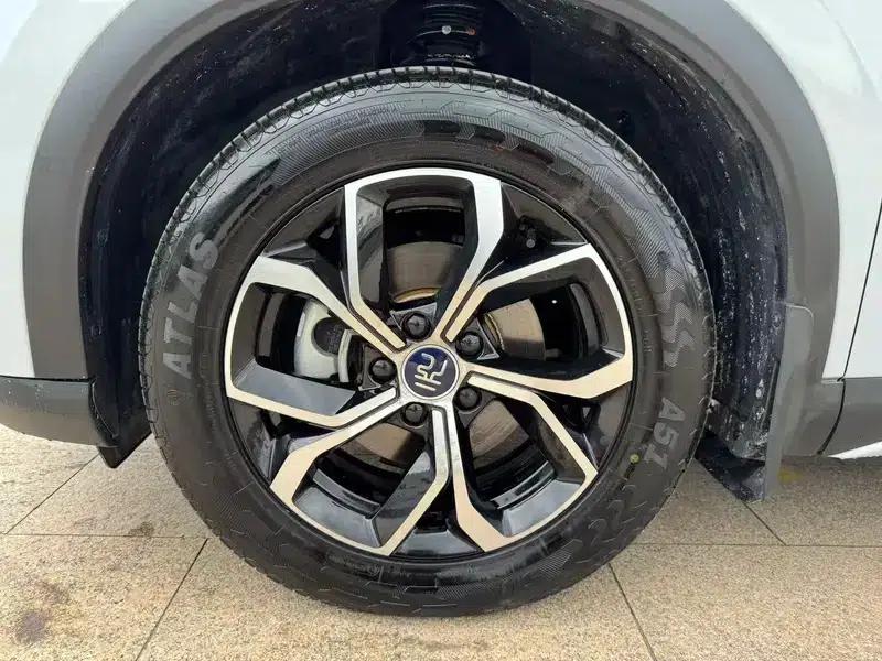 Yuan PLUS 2024 Glory Edition 430KM Leading Model — миниатюра 9
