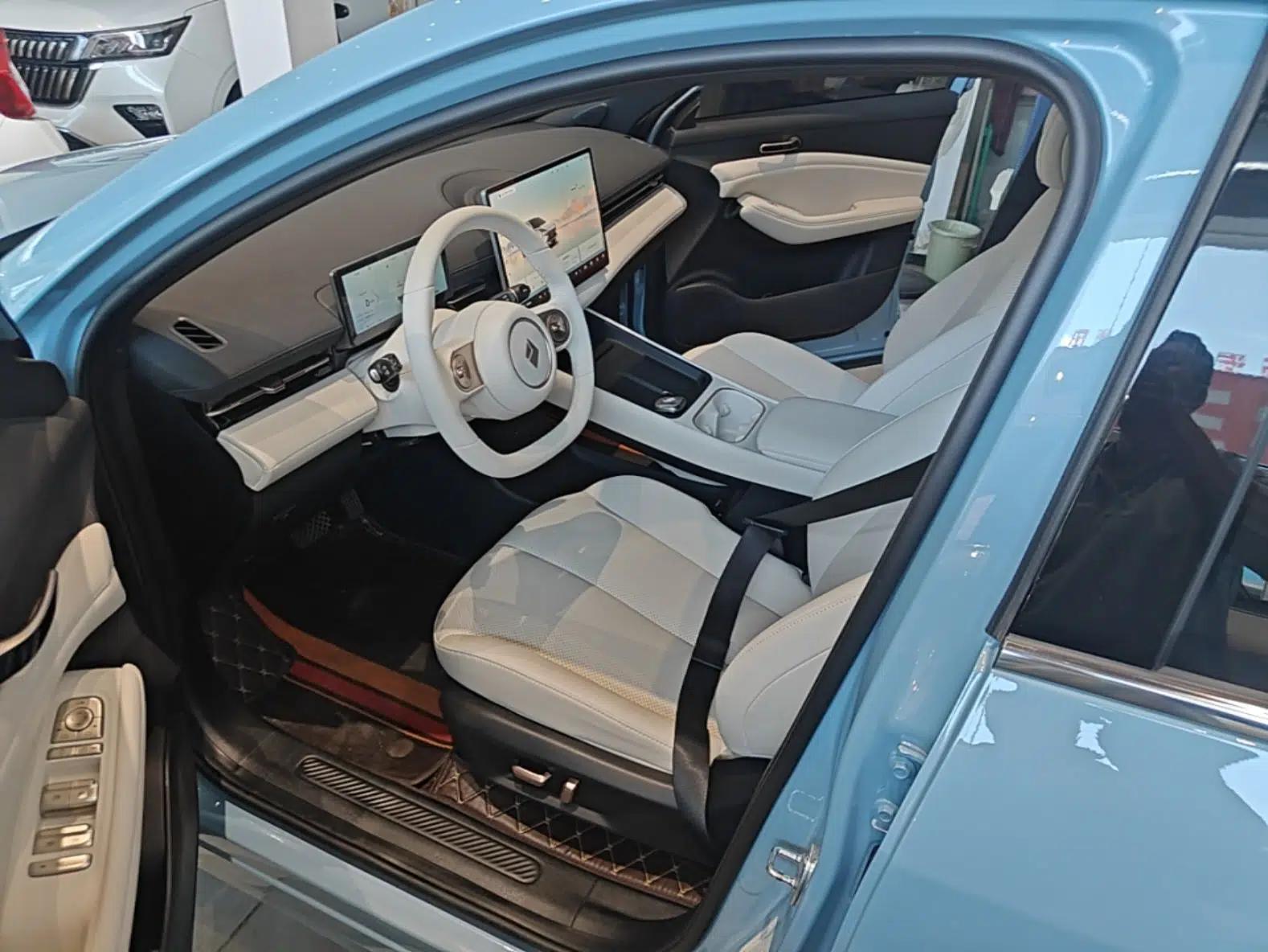 Baojun Yunhai 2024 600km Pure Electric Version — миниатюра 17