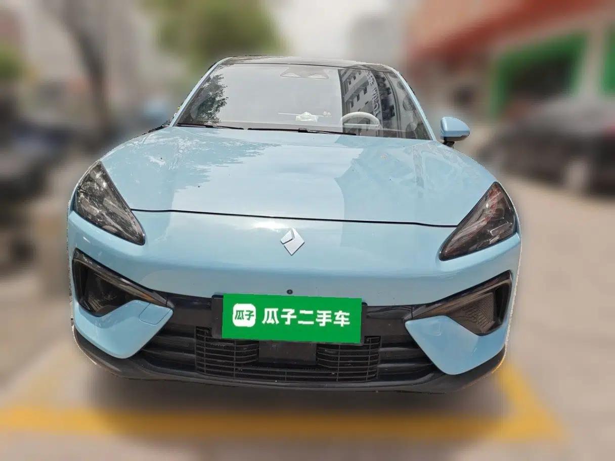Baojun Yunhai 2024 140km Plug-in Hybrid Version — миниатюра 2