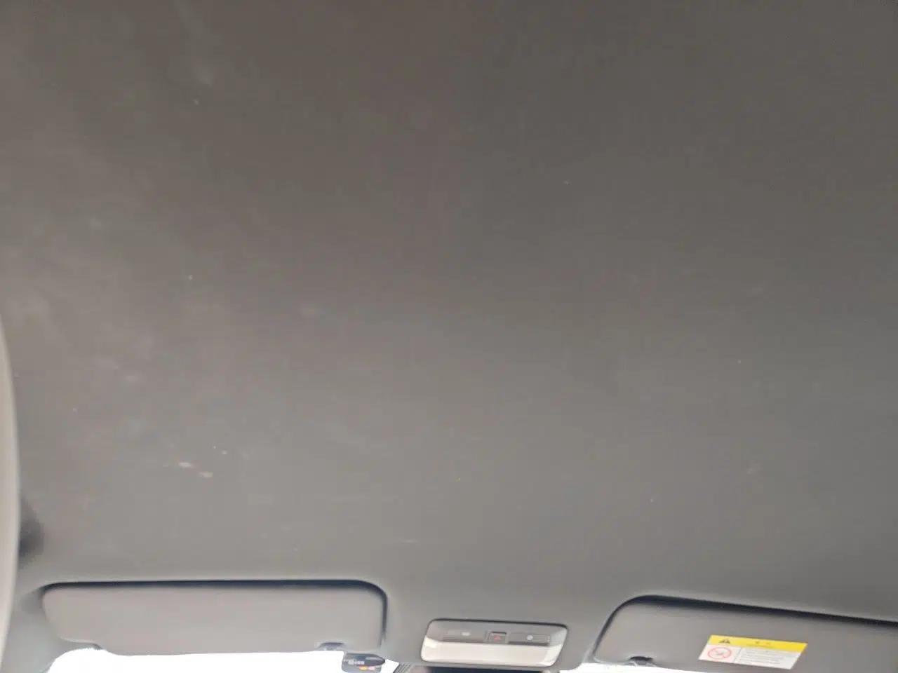 Baojun Yunhai 2024 140km Plug-in Hybrid Version — миниатюра 18