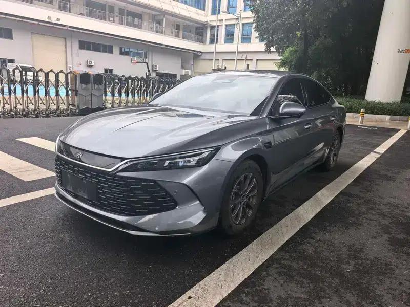 Qin L DM 2025 Smart Driving Edition DM-i 80KM Leading Model — миниатюра 1