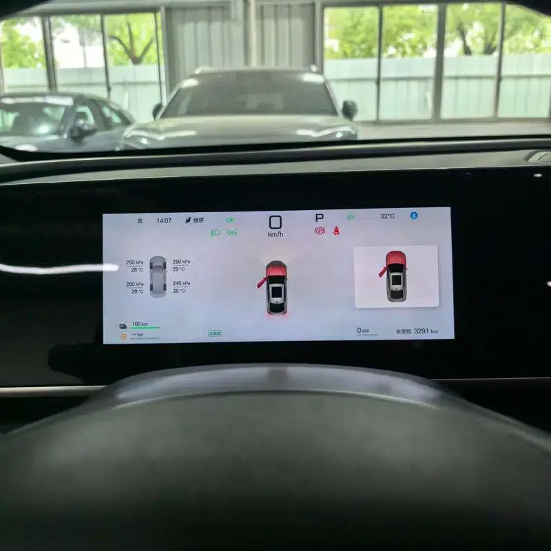 Qin L DM 2025 Smart Driving Edition DM-i 120KM Superior Model — миниатюра 8