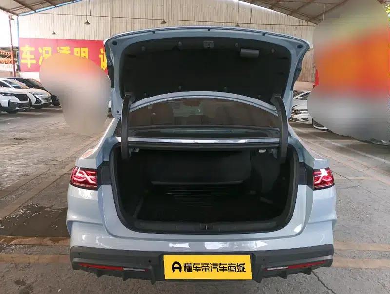 Qin L DM 2026 DM-i 128KM Progressive Edition — миниатюра 21