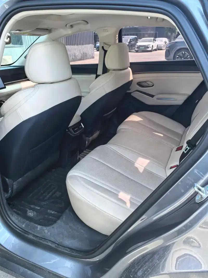 Qin L DM 2024 DM-i 120KM Super Edition — миниатюра 10