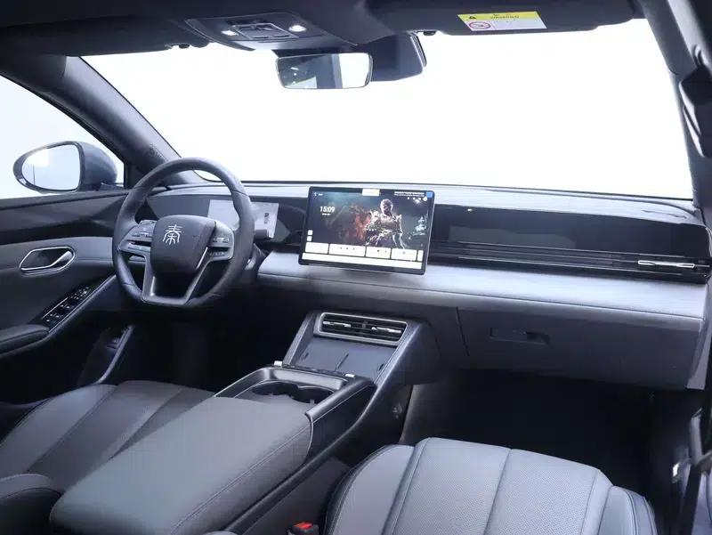 Qin L EV 2025 470KM Leading Edition — миниатюра 18