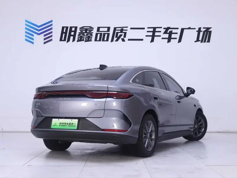 Qin L EV 2025 470KM Leading Edition — миниатюра 3