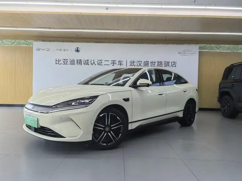 Qin L EV 2025 Model 545KM Cloud Carriage — миниатюра 1