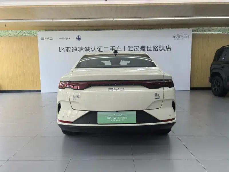 Qin L EV 2025 Model 545KM Cloud Carriage — миниатюра 11