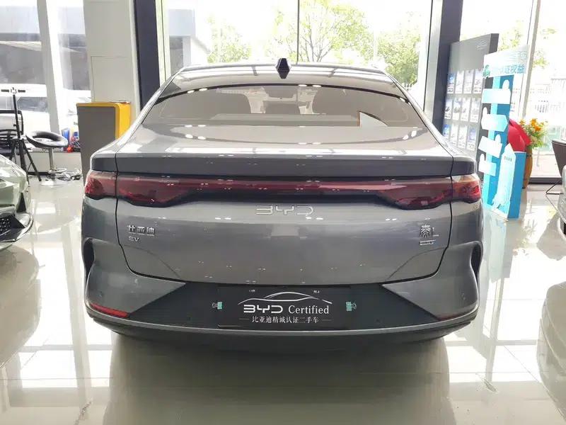 Qin L EV 2025 470KM Leading Edition — миниатюра 6