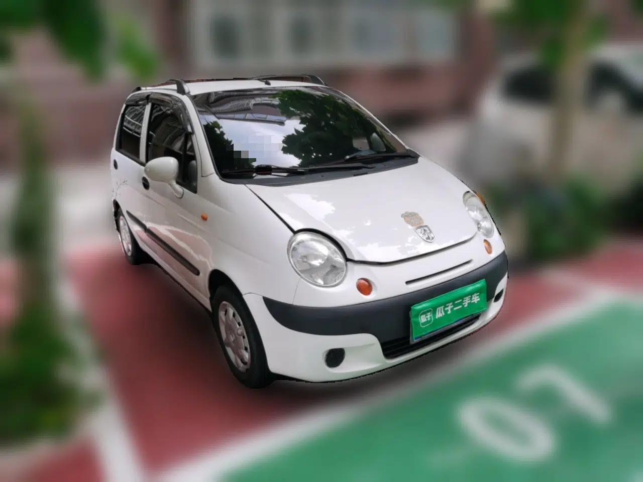 Baojun Lechi 2012 Revised 1.0L Manual P-TEC Standard Edition — миниатюра 3