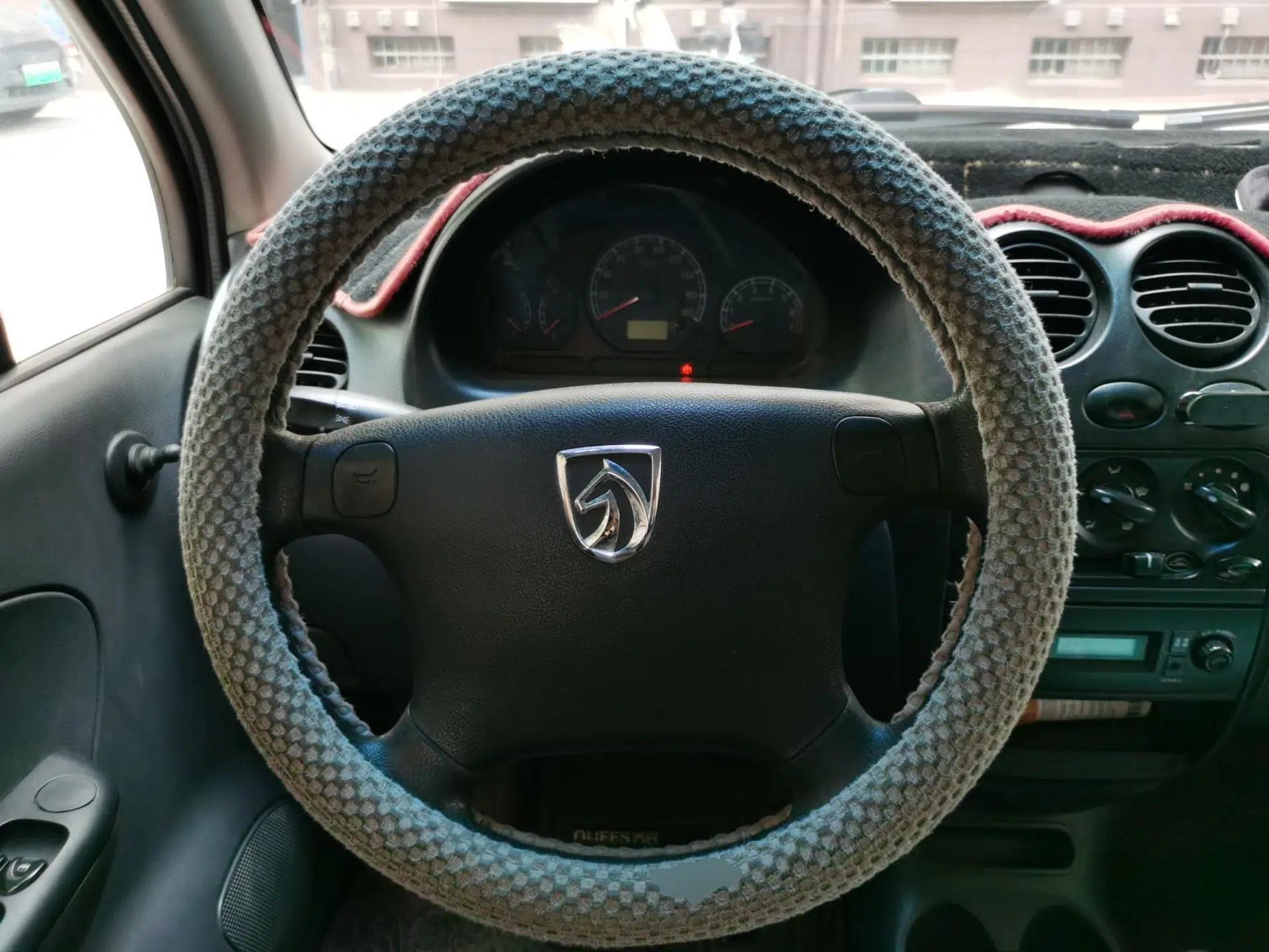 Baojun Lechi 2012 Revised 1.0L Manual P-TEC Standard Edition — миниатюра 10