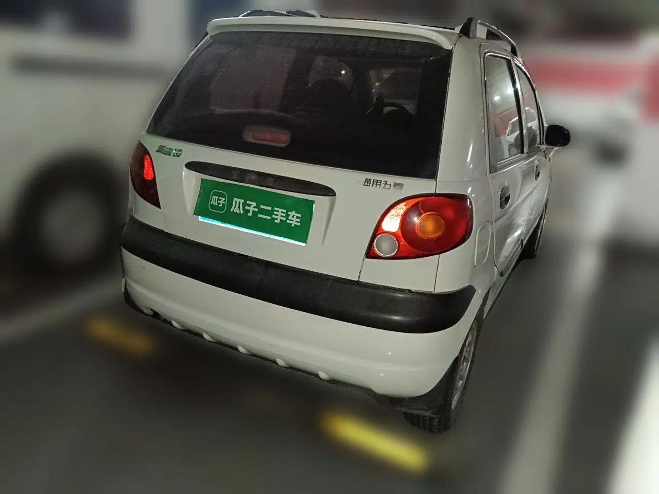 Baojun Lechi 2012 Revised 1.0L Manual P-TEC Standard Edition — миниатюра 6