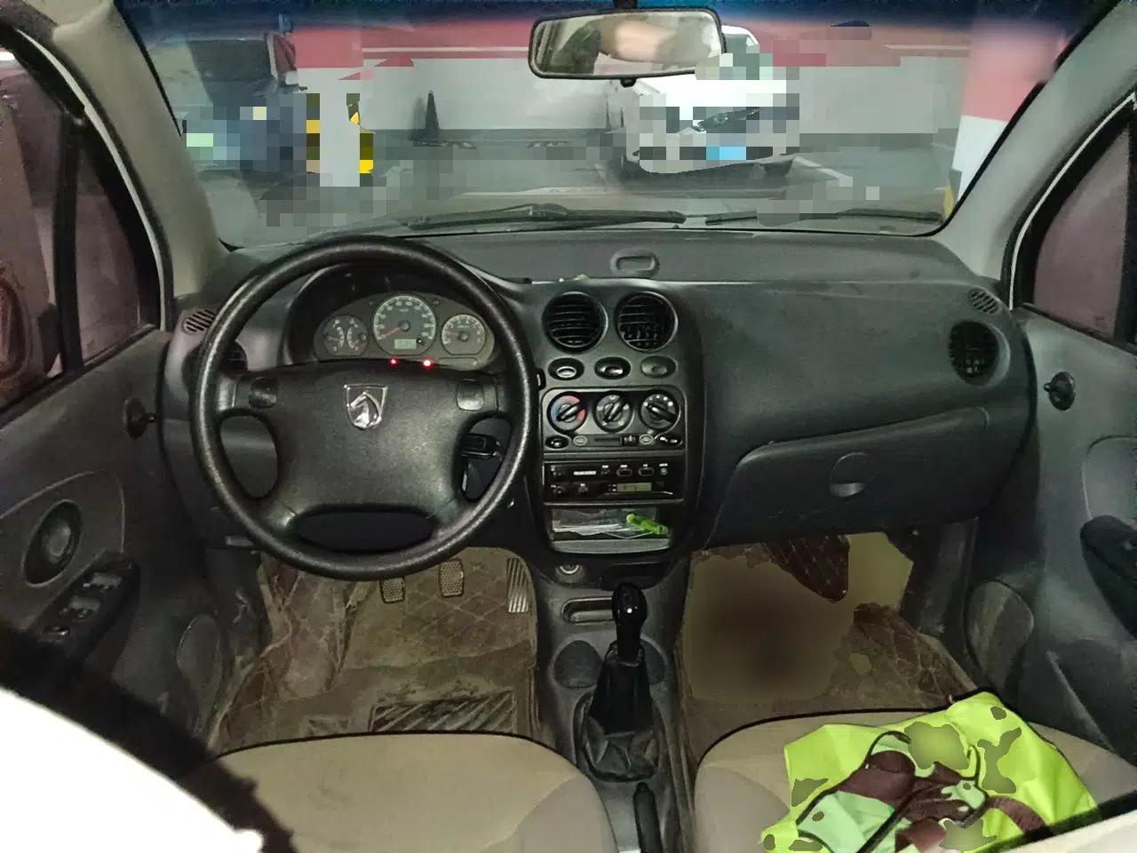 Baojun Lechi 2012 Revised 1.0L Manual P-TEC Standard Edition — миниатюра 9