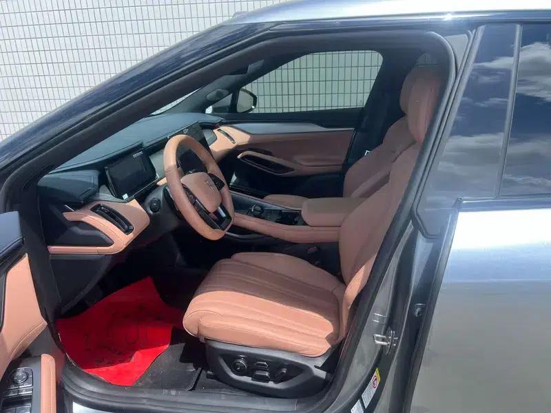 Song L EV 2025 Smart Driving Edition 662KM LiDAR Excellent Model — миниатюра 21