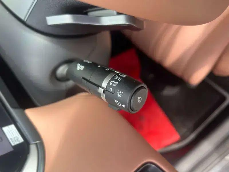 Song L EV 2025 Smart Driving Edition 662KM LiDAR Excellent Model — миниатюра 10