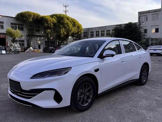 Seal 06DM 2025 Intelligent Driving Edition DM-i 80KM Luxury Model