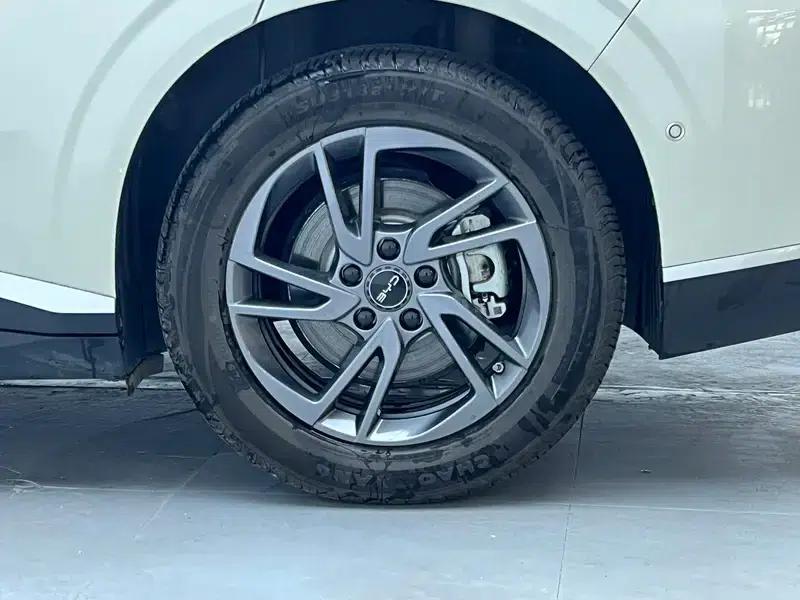 Seal 06EV 2025 470KM Premium Edition — миниатюра 9