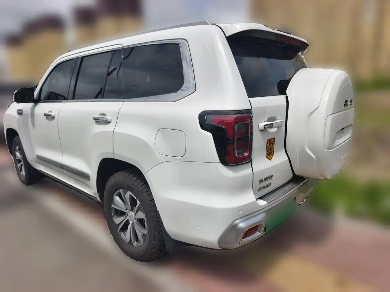 BAIC Off-Road BJ60 2023 2.0T Qianli Edition Five Seats — миниатюра 4