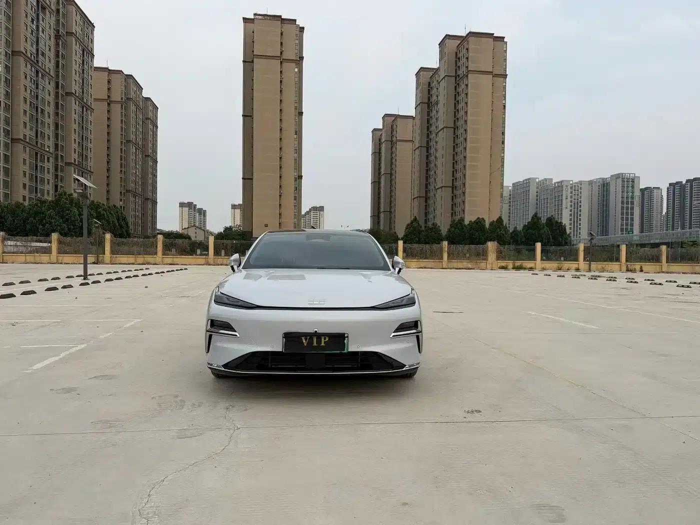 Galaxy Star 8 2025 Model 130km EM-i Premium Edition — миниатюра 2