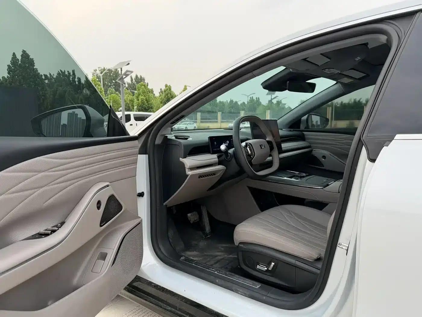 Galaxy Star 8 2025 Model 130km EM-i Premium Edition — миниатюра 7