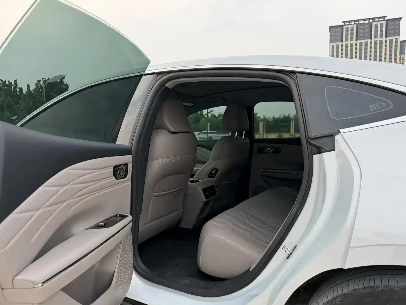 Galaxy Star 8 2025 Model 130km EM-i Premium Edition — миниатюра 9
