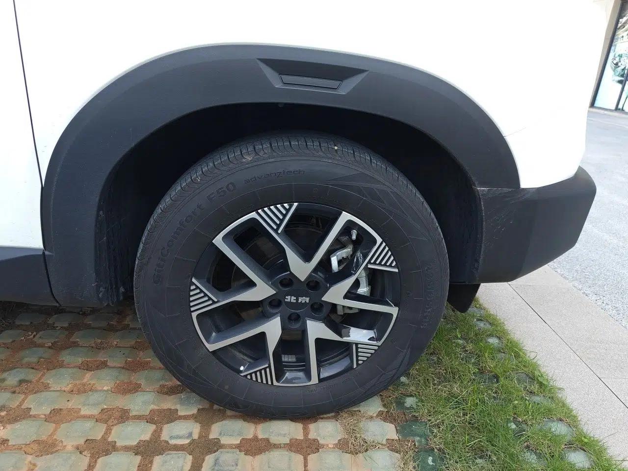 BAIC Off-Road BJ30 2024 1.5T Light Wilderness Pro Edition — миниатюра 8