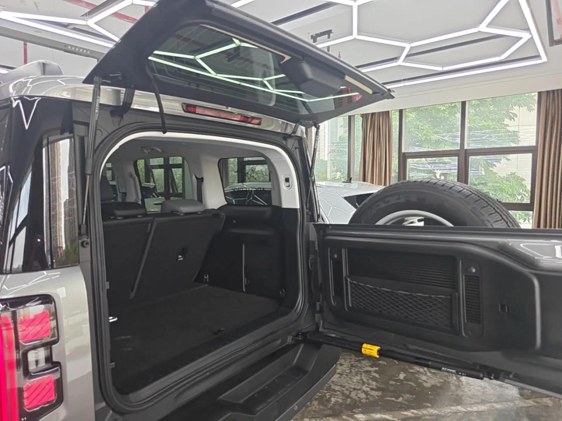 BAIC Off-Road BJ40 Electric Drive 2025 Advanced Edition — миниатюра 22