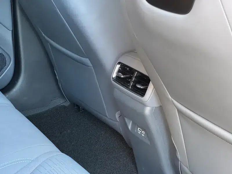 Seal 06GT 2025 Smart Drive Edition 505 2WD Wave Plus Edition — миниатюра 14