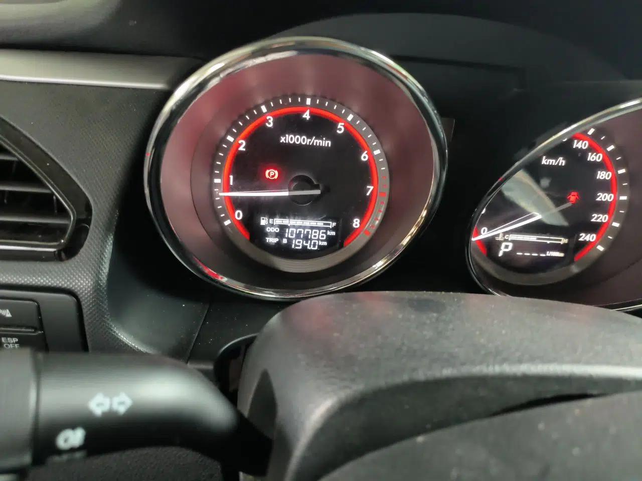 Bestune B70 2014 2.0L automatic luxury version — миниатюра 12