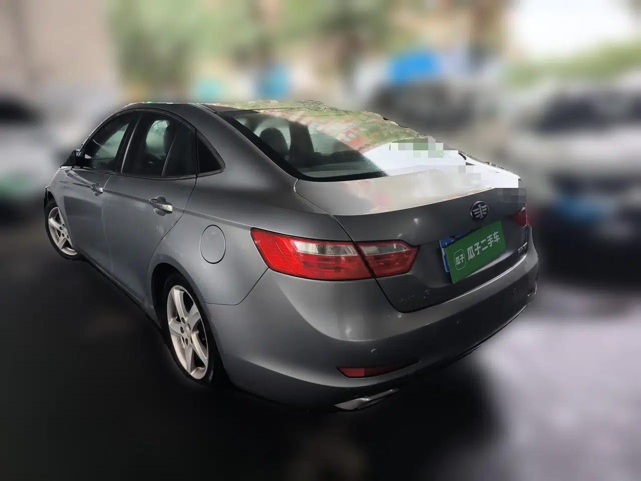 Bestune B70 2014 2.0L automatic luxury version — миниатюра 4