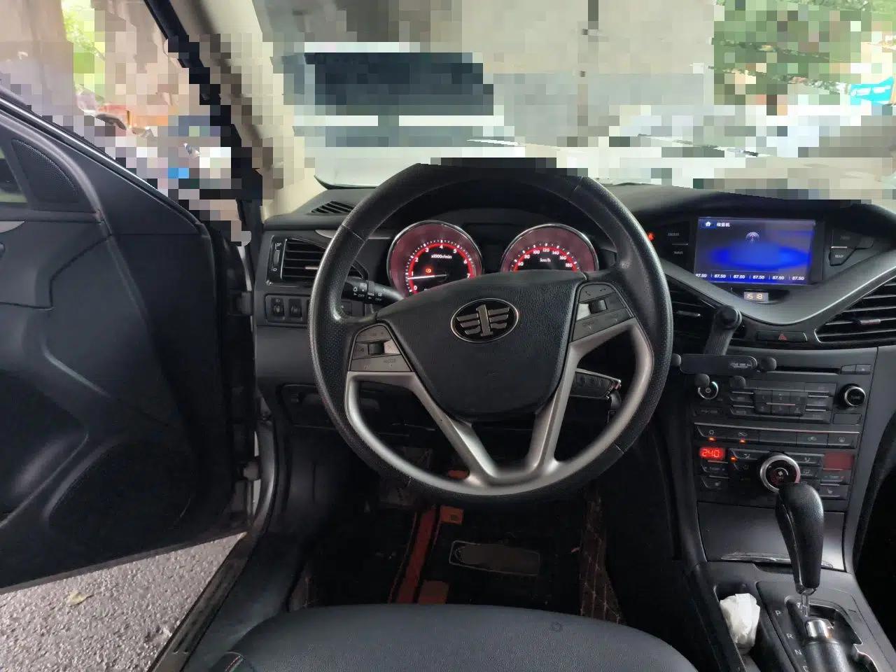 Bestune B70 2014 2.0L automatic luxury version — миниатюра 10
