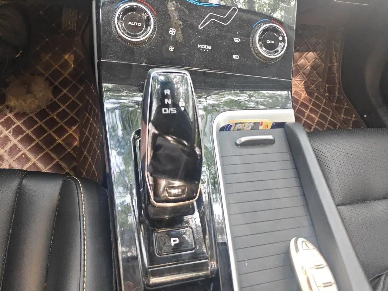 Bestune B70 2023 Third Generation 1.5T Automatic Enjoyment Version — миниатюра 14