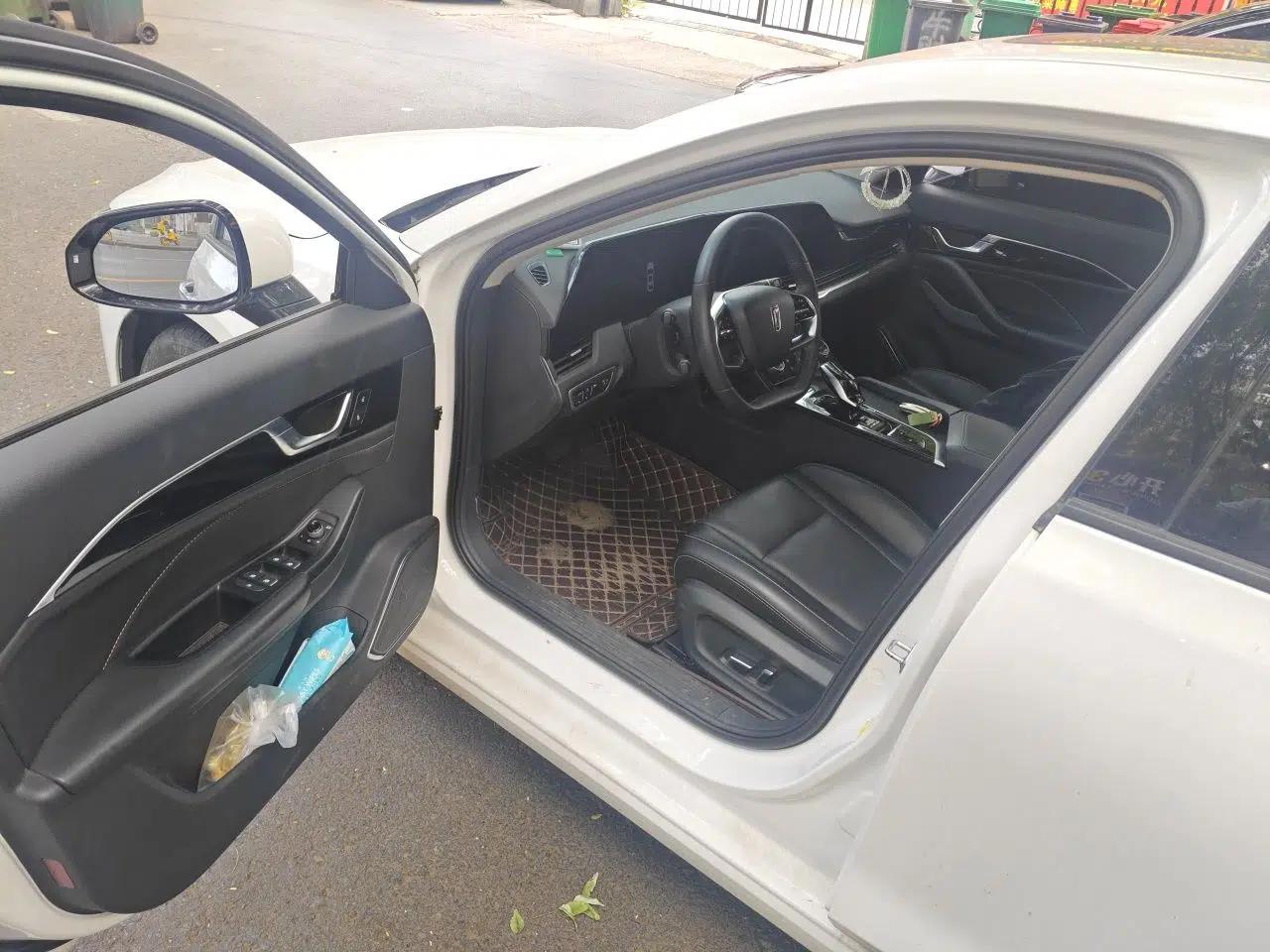 Bestune B70 2023 Third Generation 1.5T Automatic Enjoyment Version — миниатюра 16