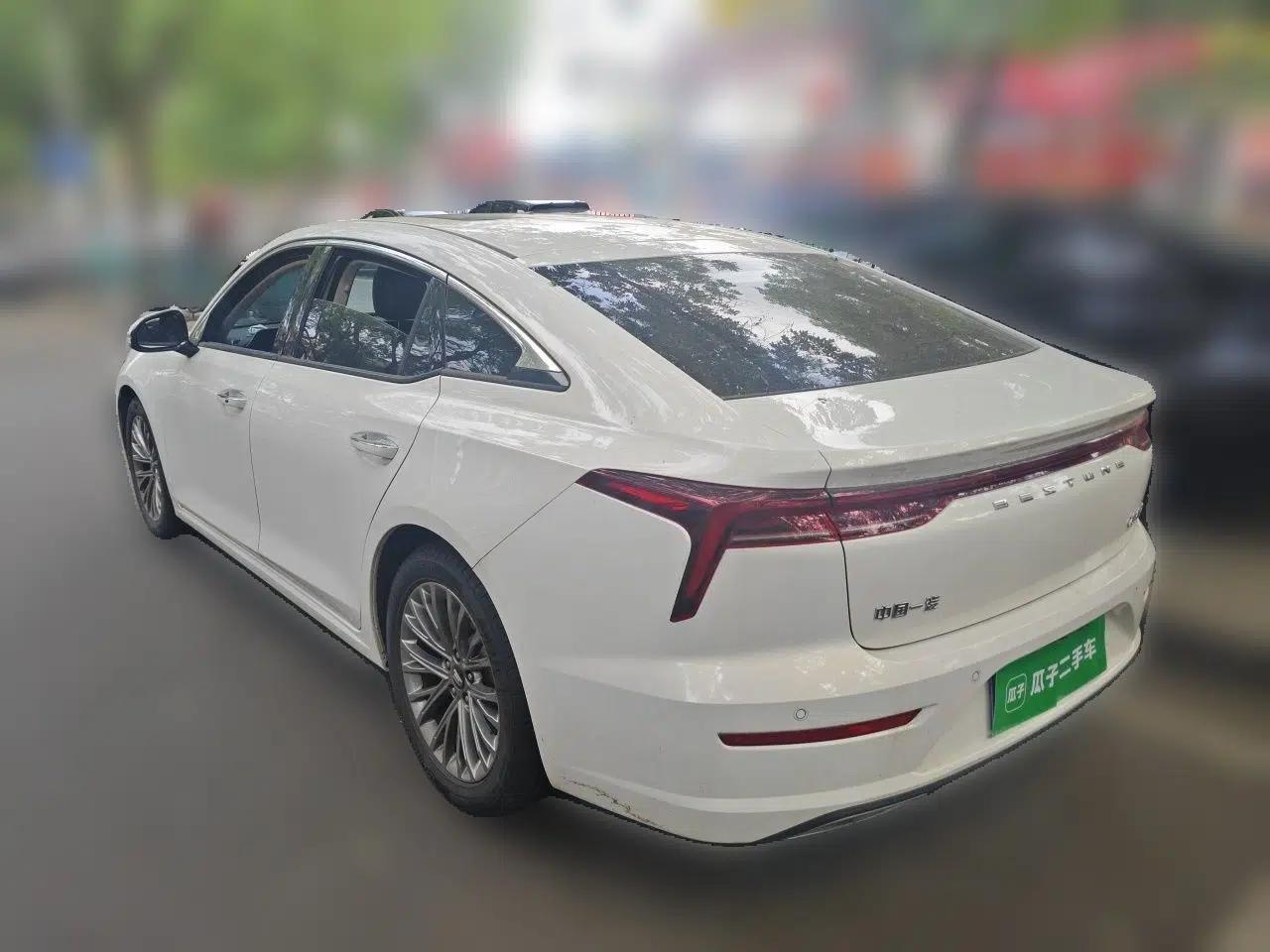 Bestune B70 2023 Third Generation 1.5T Automatic Enjoyment Version — миниатюра 4