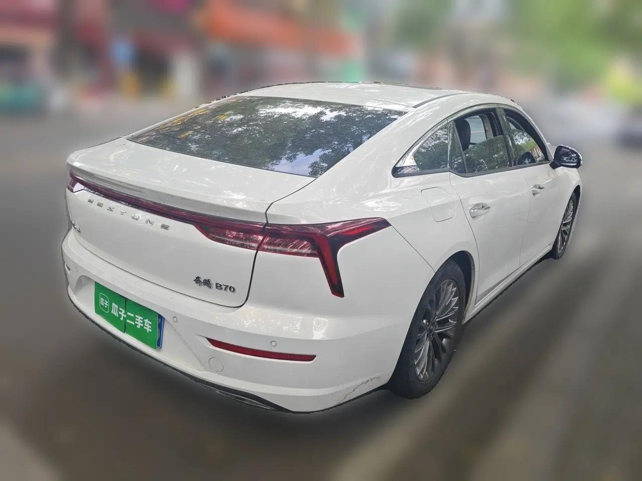 Bestune B70 2023 Third Generation 1.5T Automatic Enjoyment Version — миниатюра 6