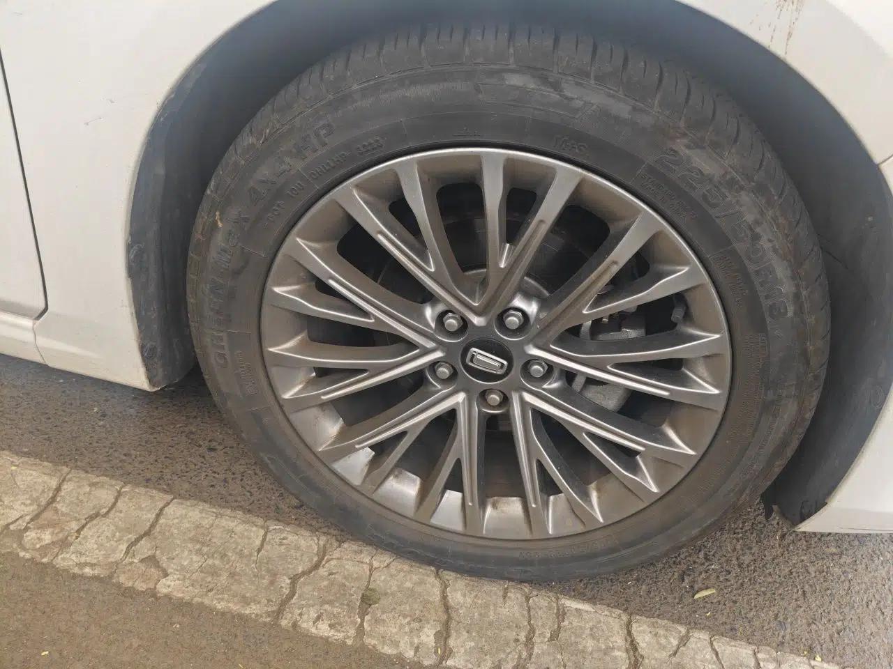 Bestune B70 2023 Third Generation 1.5T Automatic Enjoyment Version — миниатюра 8