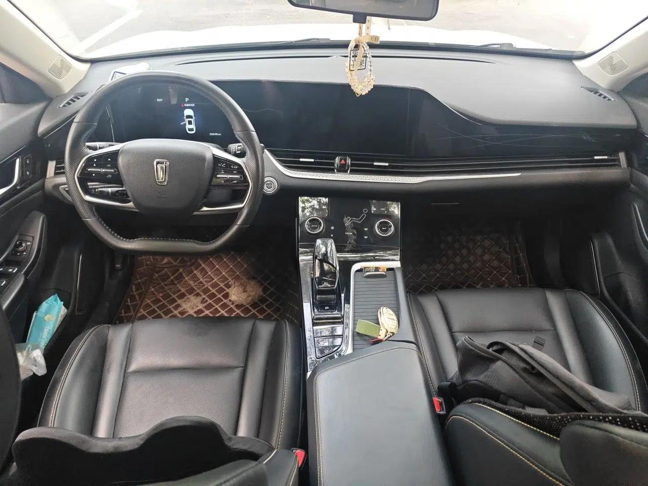 Bestune B70 2023 Third Generation 1.5T Automatic Enjoyment Version — миниатюра 9