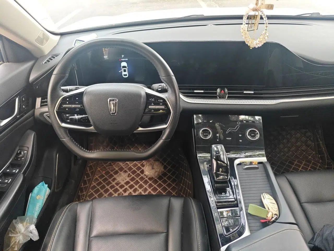 Bestune B70 2023 Third Generation 1.5T Automatic Enjoyment Version — миниатюра 10
