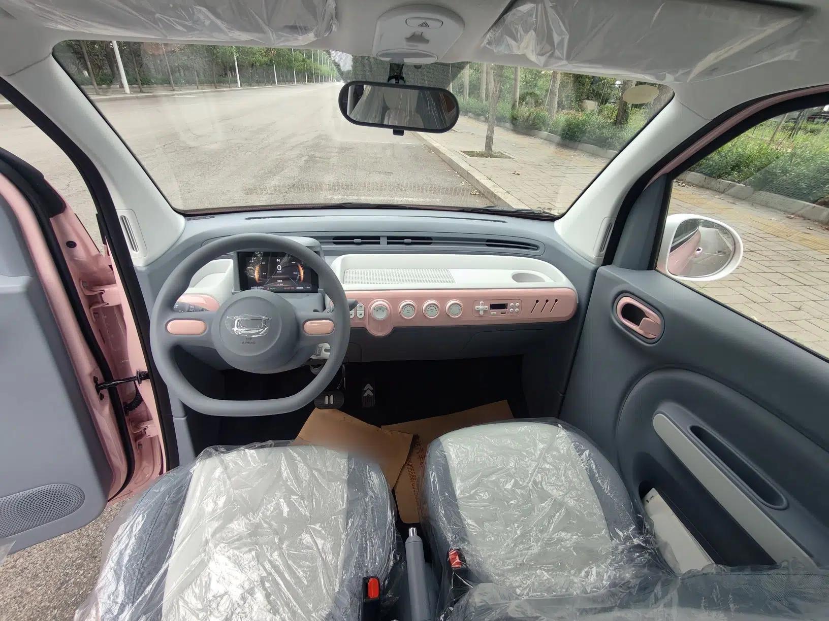 Bestune Pony 2025 222km Range Agile Horse — миниатюра 17