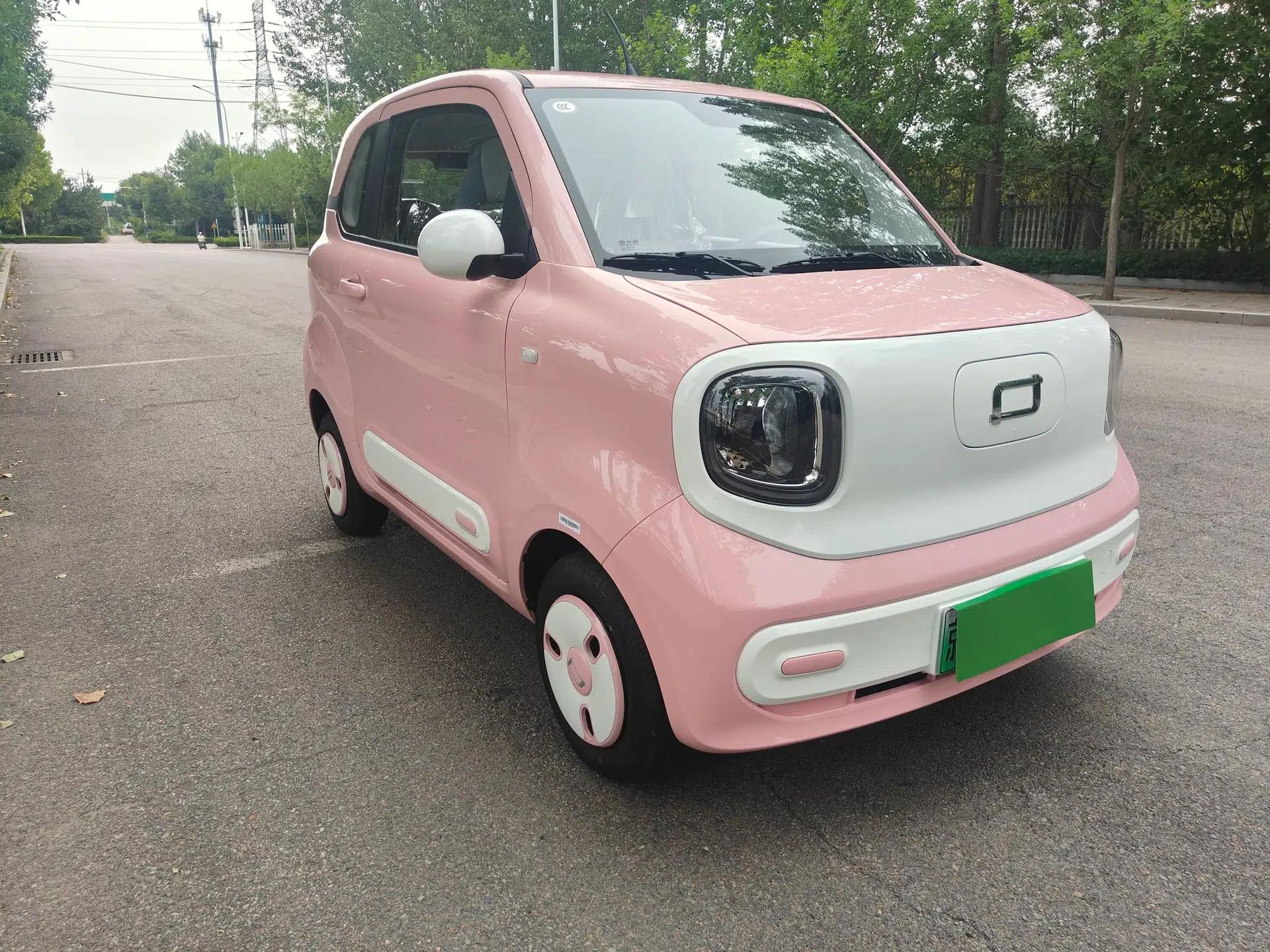 Bestune Pony 2025 222km Range Agile Horse — миниатюра 3