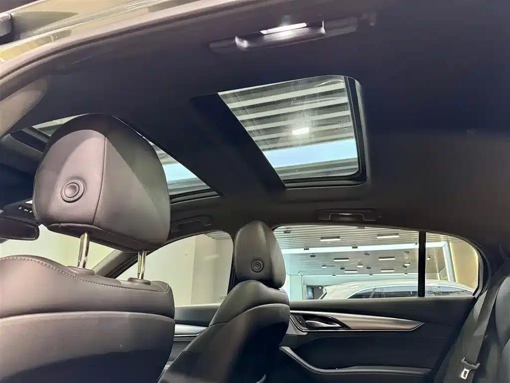 2023 Cadillac CT5 28T Luxury (Standard Edition) — миниатюра 28