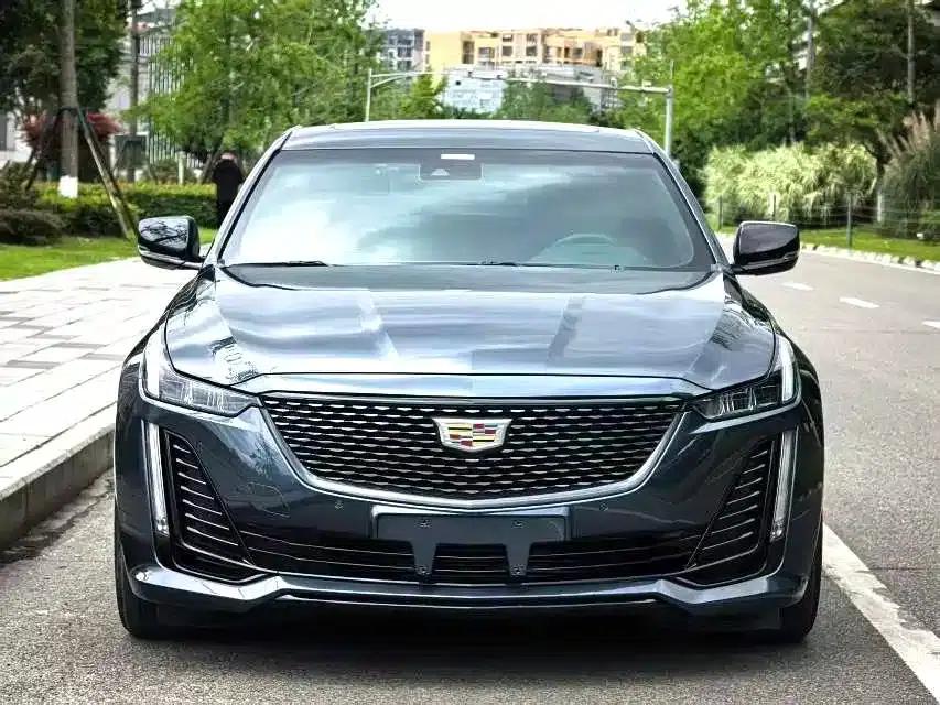 2020 Cadillac CT5 28T Luxury — миниатюра 2