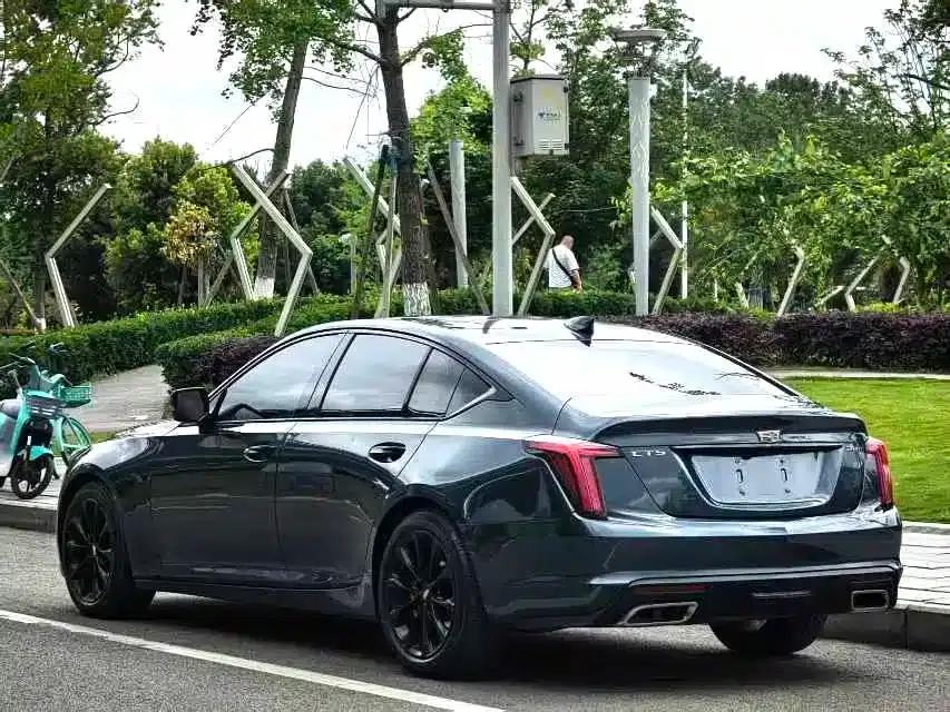 2020 Cadillac CT5 28T Luxury — миниатюра 6